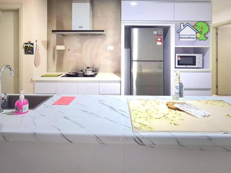 Mosaic Southkey 2 1 Bedroom Near To Mid-valley Mega Mall By Gdragon Apartment *