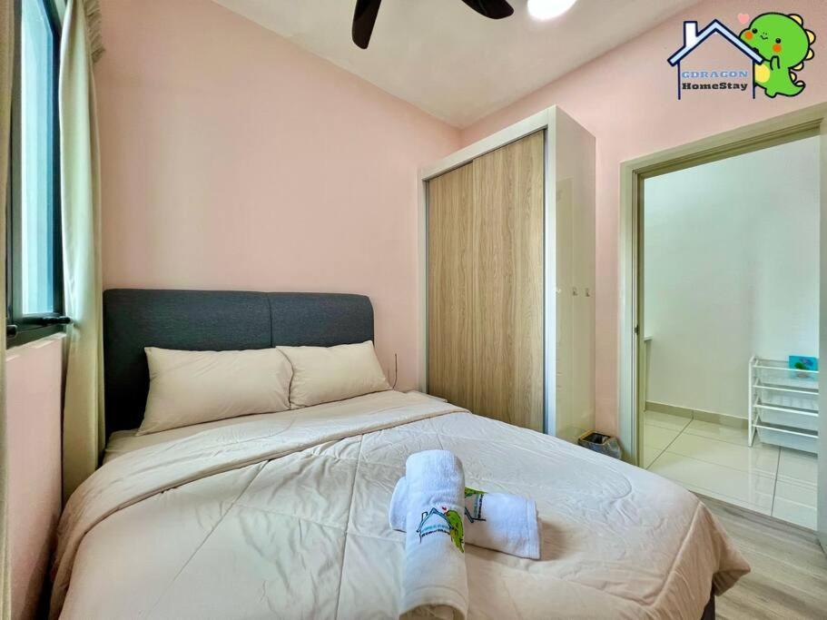 Apartment Mosaic Southkey 2 1 Bedroom Near To Mid-valley Mega Mall By Gdragon Johor Bahru